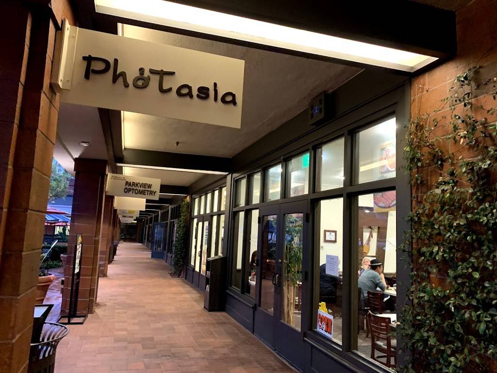 PhoTasia Restaurant | restaurant | 5329 University Dr, Irvine, CA 92612, USA | 9498570856 OR +1 949-857-0856