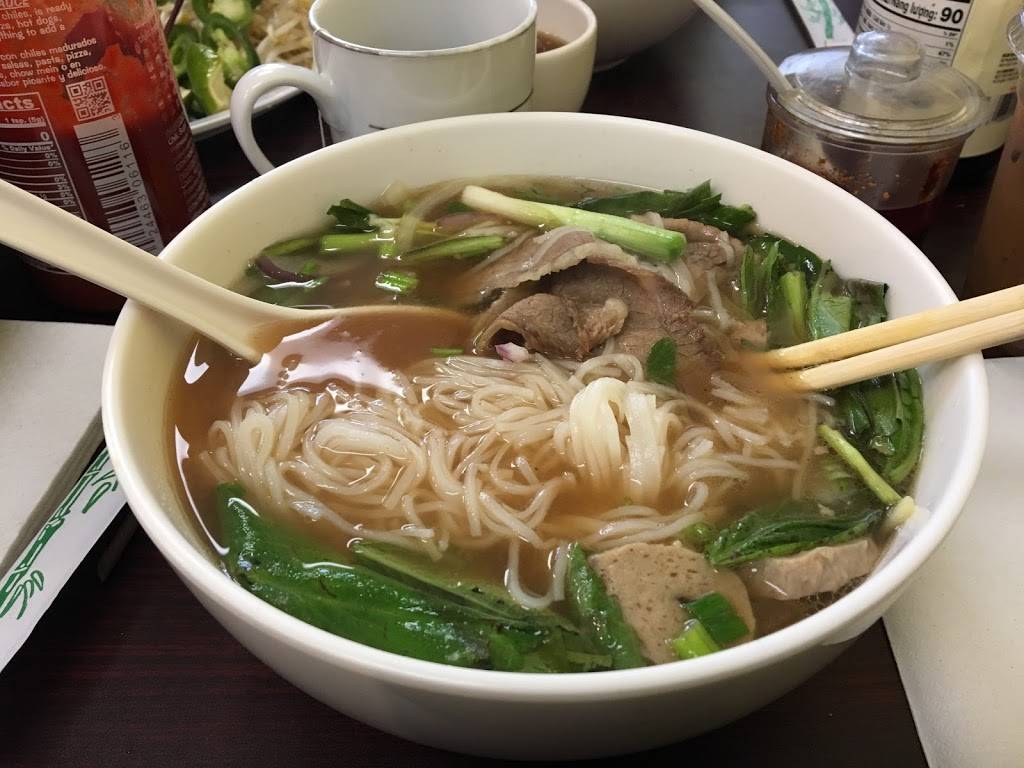 Le Banh Mi | restaurant | 29141 Dequindre Rd, Madison Heights, MI 48071, USA | 2484390888 OR +1 248-439-0888