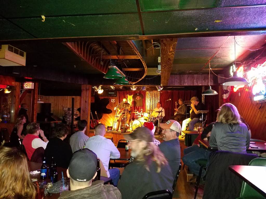 Cimarron Bar & Grill | restaurant | W7170 US Hwy 10 114, Menasha, WI 54952, USA | 9207333125 OR +1 920-733-3125