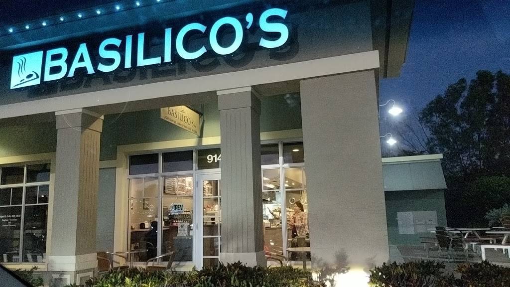 Basilicos Italian Restaurant | restaurant | 9140 Forest Hill Blvd, Wellington, FL 33411, USA | 5613334949 OR +1 561-333-4949