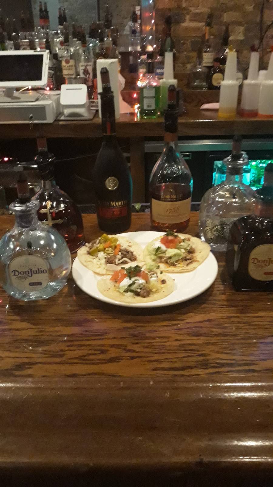 1540 Bar and Grill | restaurant | 1540 W North Ave, Chicago, IL 60642, USA | 7736836180 OR +1 773-683-6180