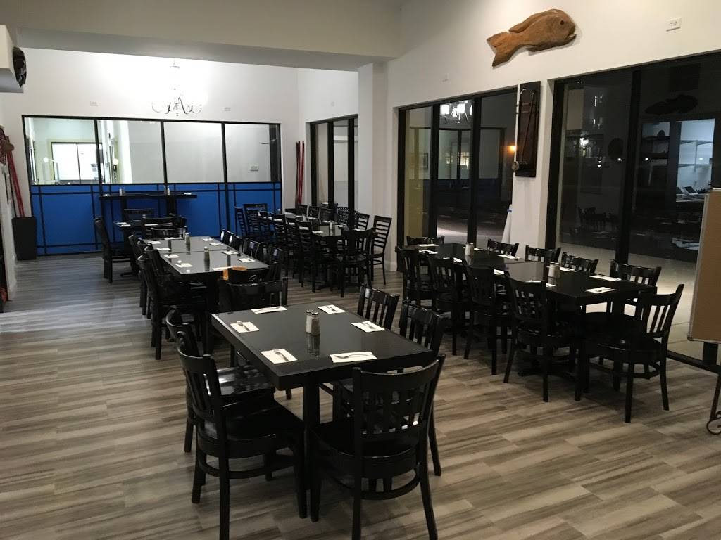 Koko Bar & Grill | restaurant | 201 W Ruby St, Tavares, FL 32778, USA | 3525085222 OR +1 352-508-5222