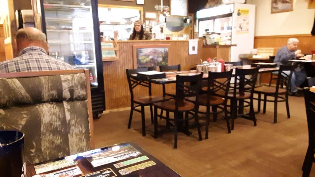 Dawns Cafe | restaurant | 105 W State St, Colon, MI 49040, USA | 2694324034 OR +1 269-432-4034