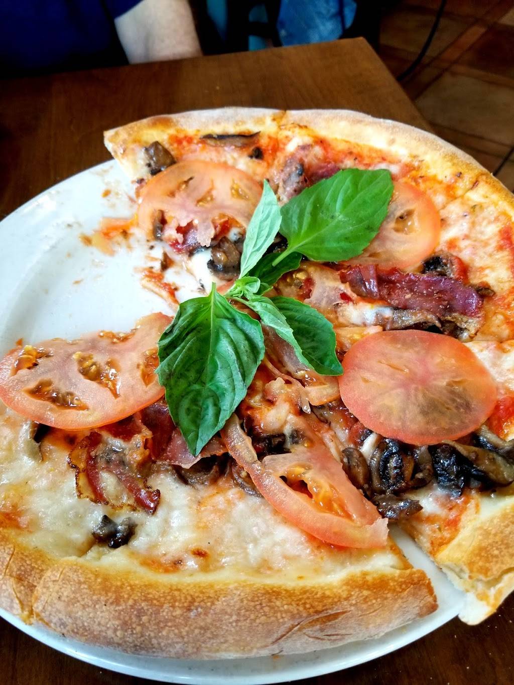 Crostatas Rustic Pizza | restaurant | 558 Bishop Rd, Highland Heights, OH 44143, USA | 4404497800 OR +1 440-449-7800