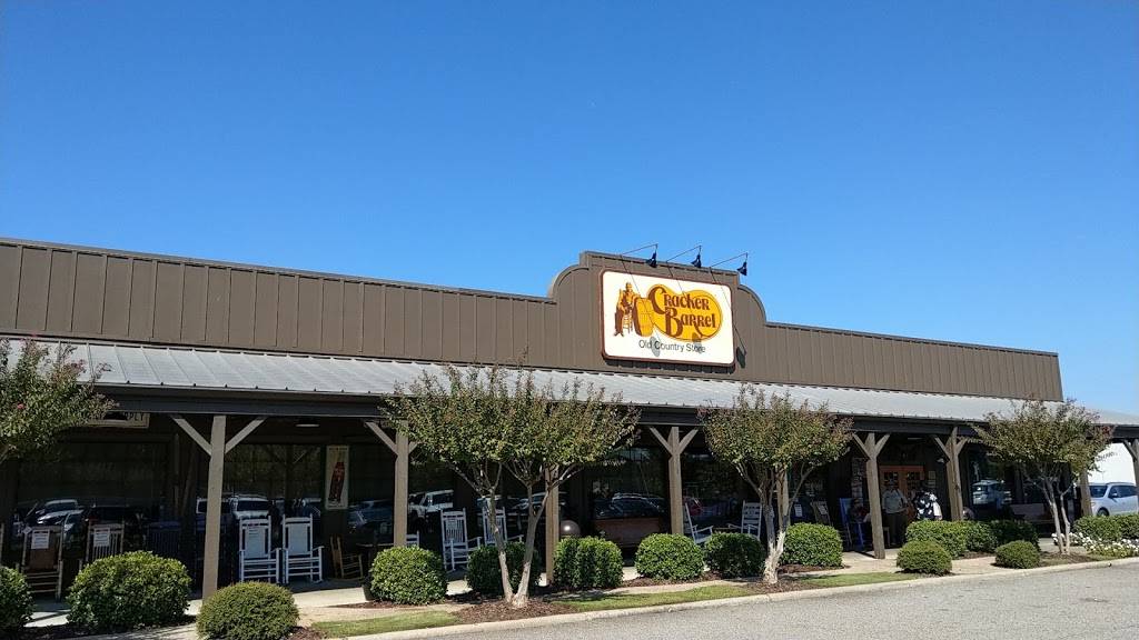Cracker Barrel Old Country Store | restaurant | 3375 Lackey St, Lumberton, NC 28360, USA | 9107381481 OR +1 910-738-1481