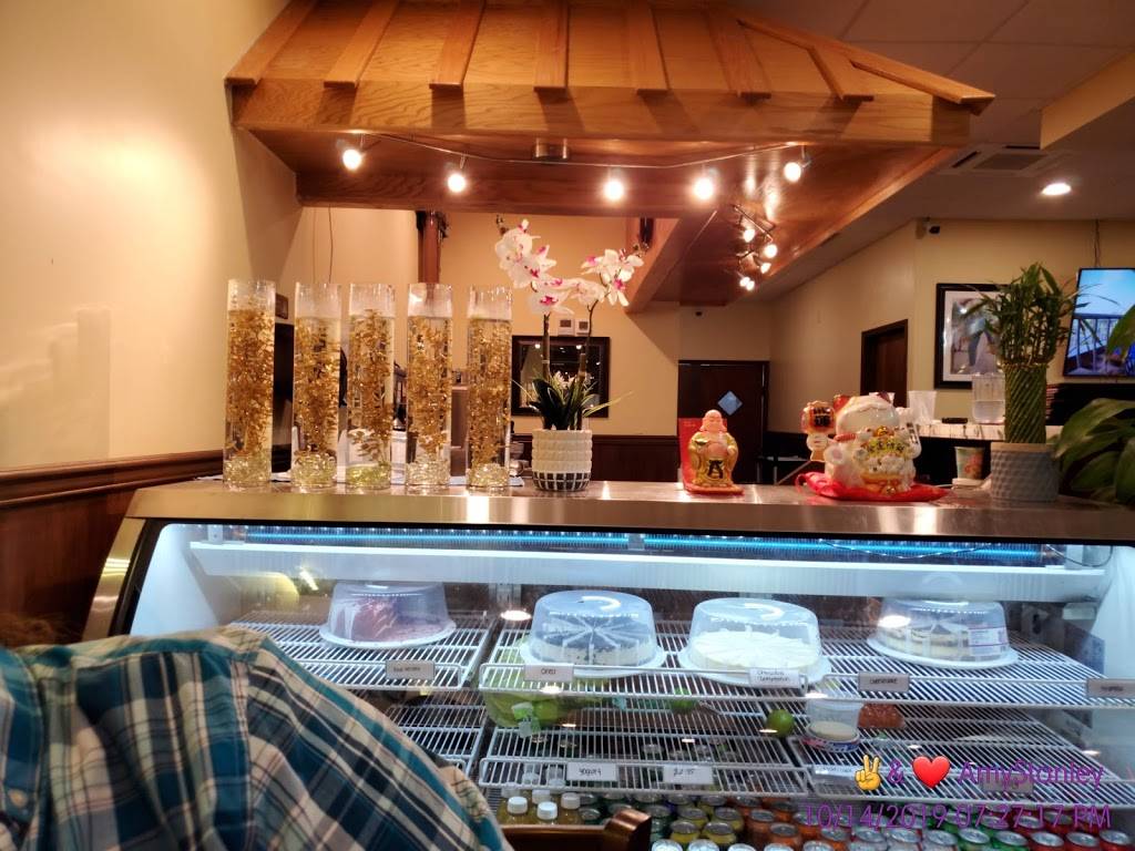 Mr Pho Vietnamese Noodle House | restaurant | 111 NE Plaza, North East, MD 21901, USA | 4106567843 OR +1 410-656-7843