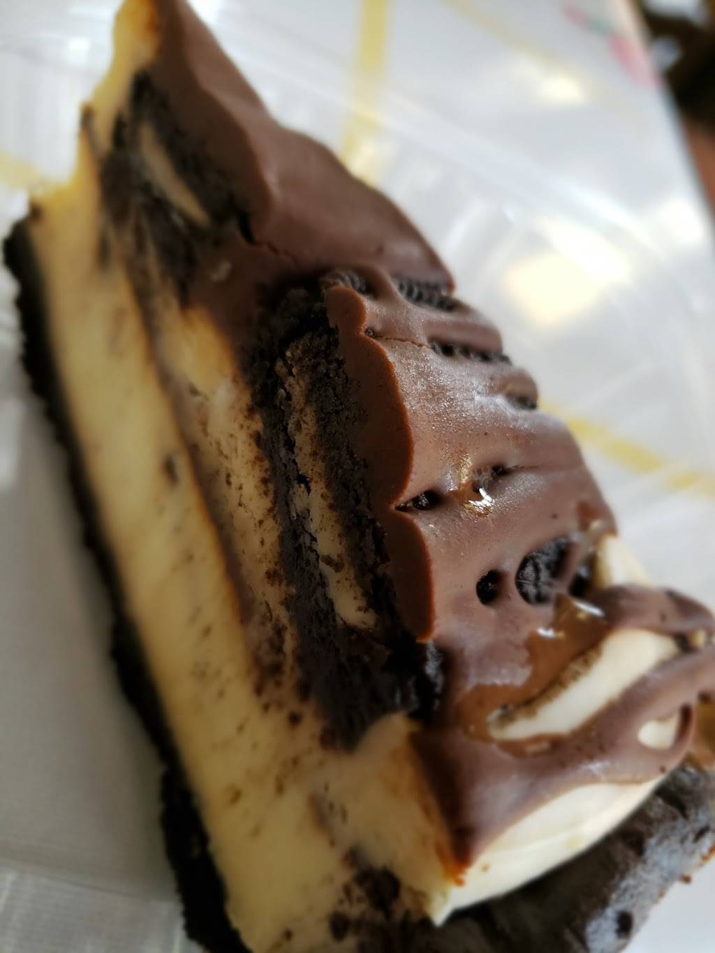 Sweets & Eats | restaurant | 110 N Robinson Ave, Oklahoma City, OK 73102, USA | 4052353010 OR +1 405-235-3010