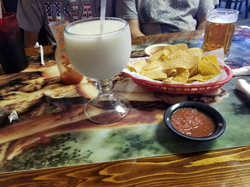 Los Compas Mexican Restaurant | restaurant | 9055 E State Rte 350, Raytown, MO 64133, USA | 8163534277 OR +1 816-353-4277
