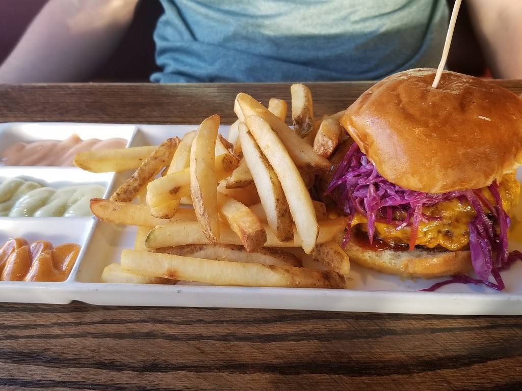 Rams Head Bar & Grill | restaurant | 40 E Market St, West Chester, PA 19382, USA | 4846310241 OR +1 484-631-0241