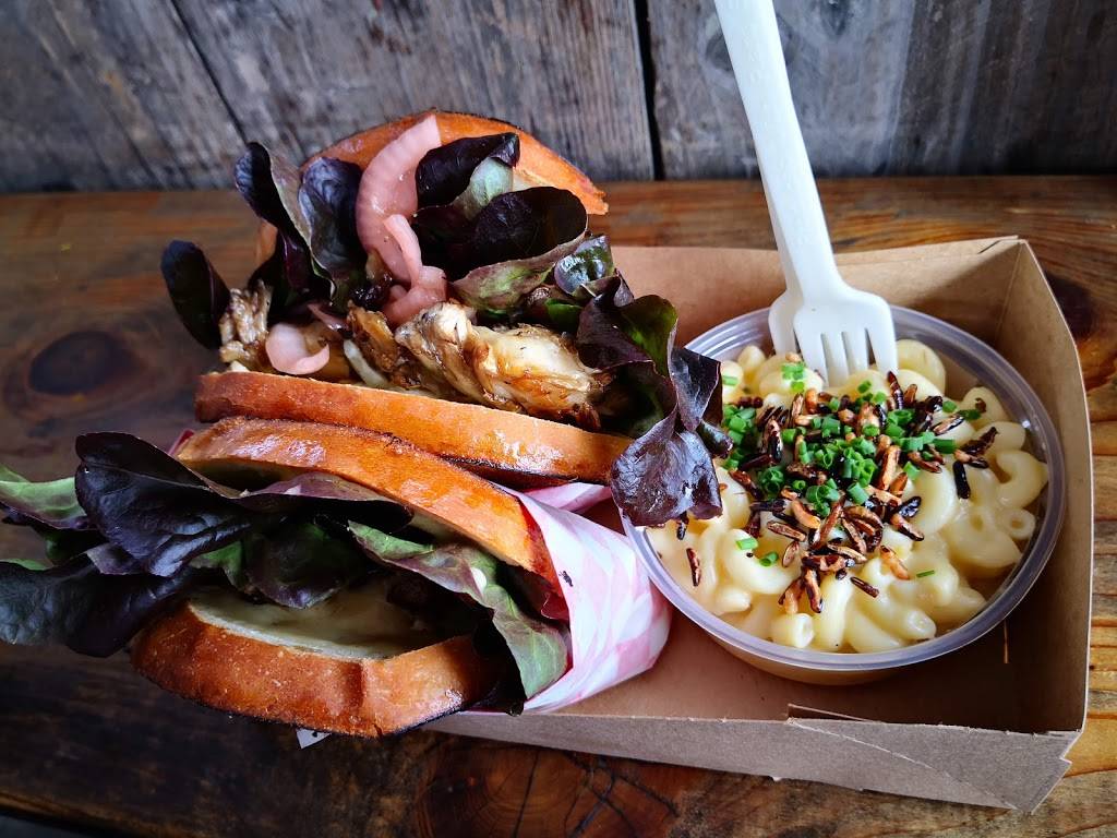 Dads Luncheonette | restaurant | 225 Cabrillo Hwy S, Half Moon Bay, CA 94019, USA | 6505609832 OR +1 650-560-9832