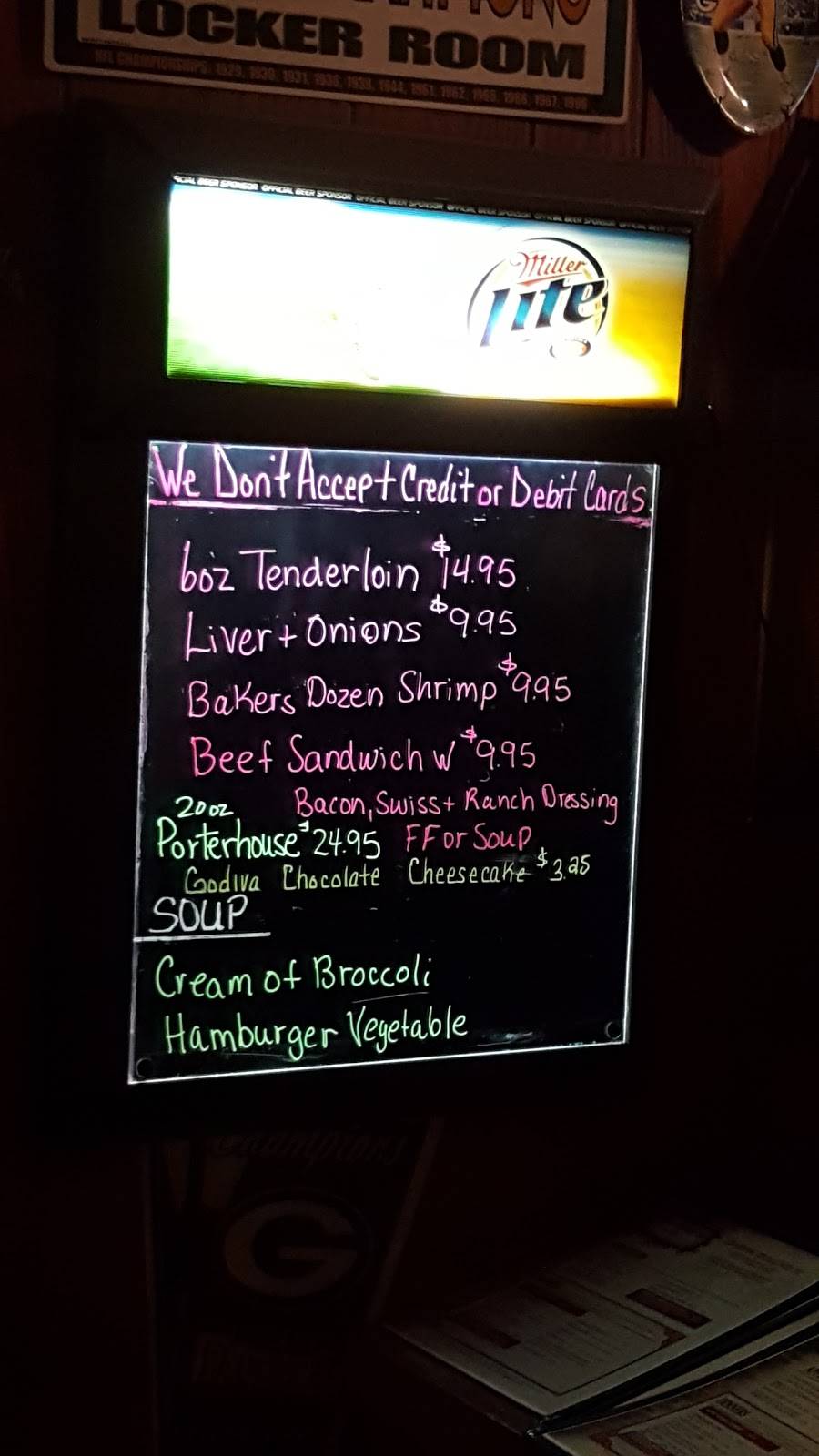 Village Inn | restaurant | 104 E 2nd St, Westfield, WI 53964, USA | 6082962888 OR +1 608-296-2888