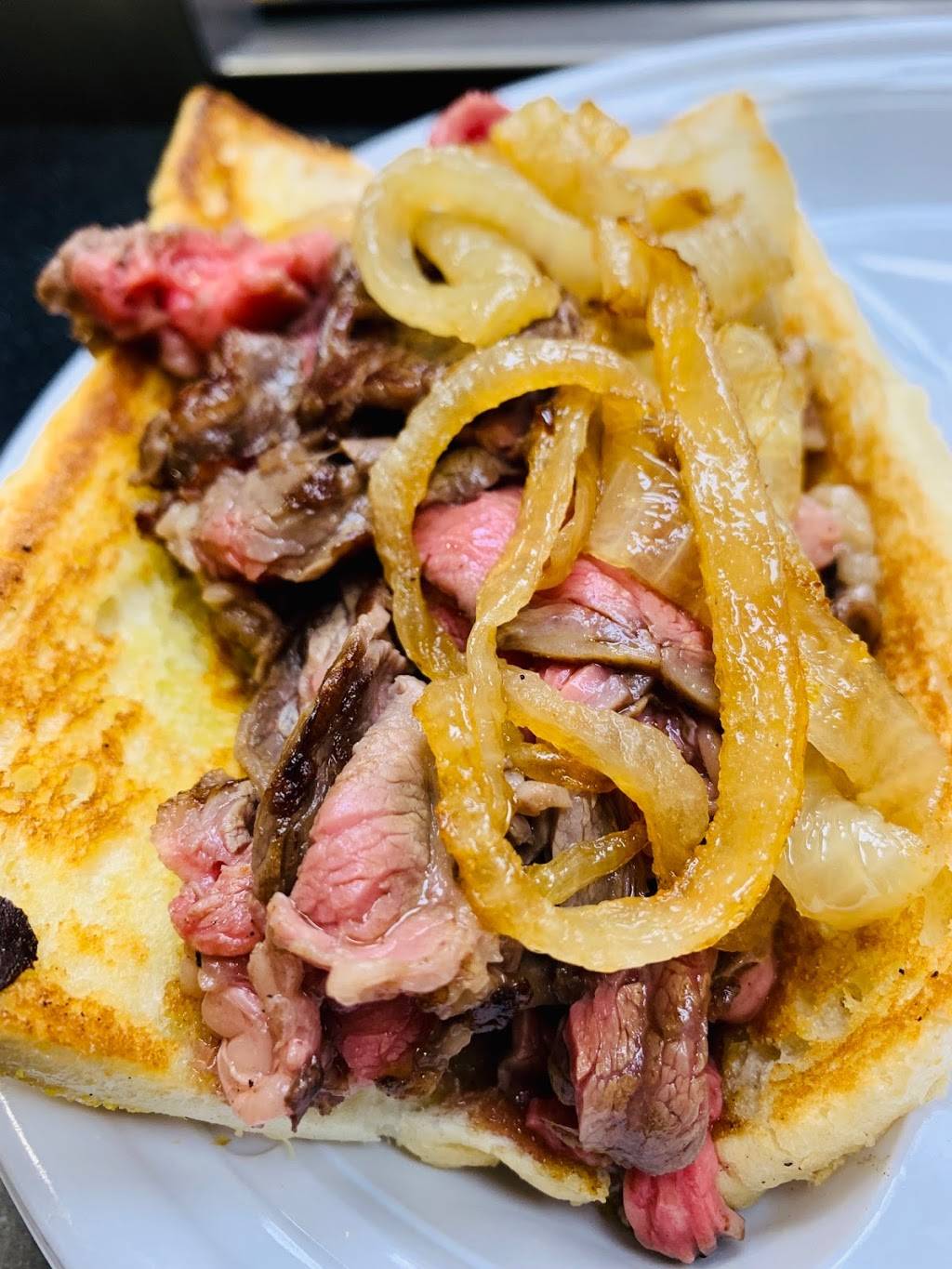 Hog Wild Express | restaurant | 19990 South La Grange Road, Mokena, IL 60448, USA | 8152770635 OR +1 815-277-0635