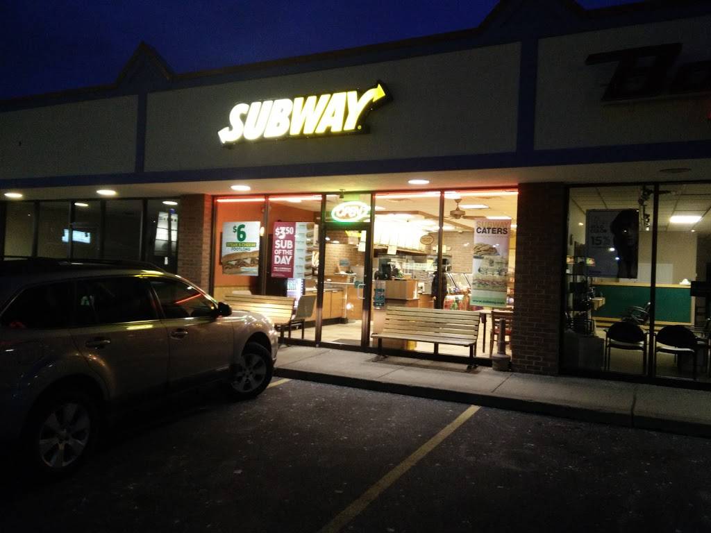 Subway | restaurant | 4028 Beechwood Blvd, Pittsburgh, PA 15217, USA | 4124224200 OR +1 412-422-4200