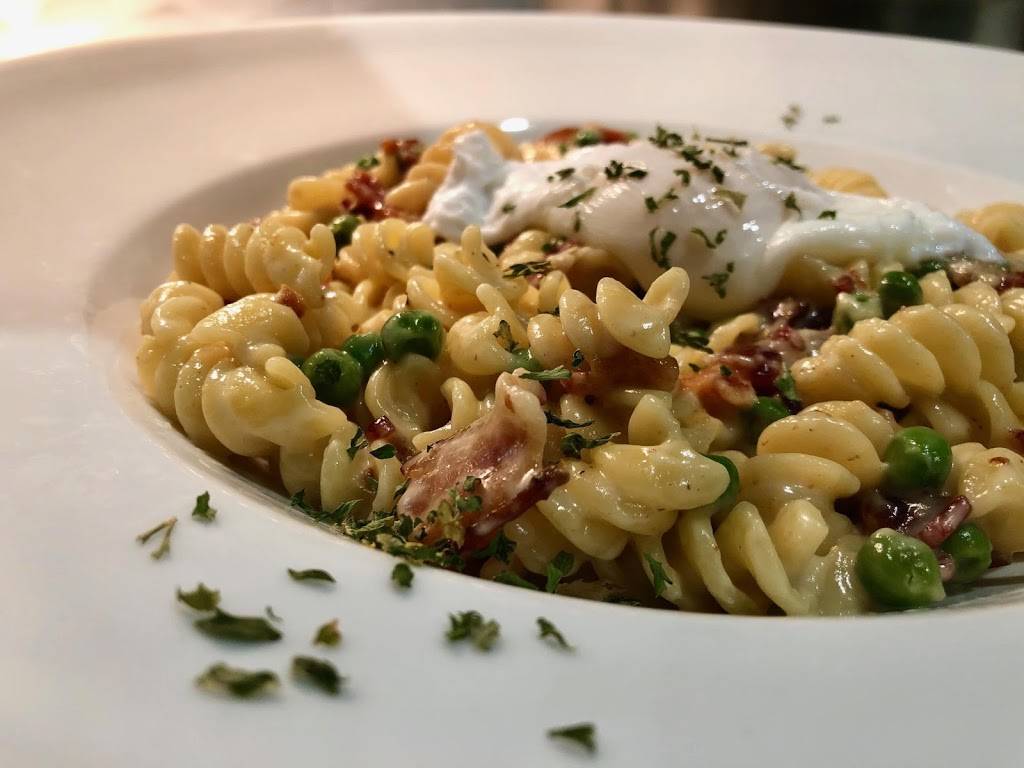 Garden Grille Restaurant and Bar | restaurant | 1615 Campus Dr B, Hurst, TX 76054, USA | 8178499621 OR +1 817-849-9621