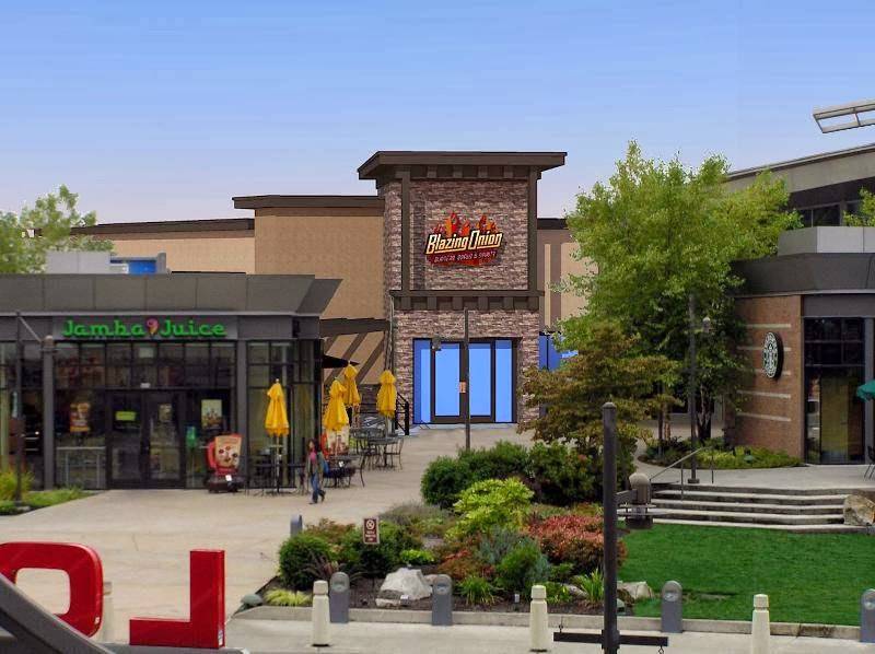 Blazing Onion Burger Company | restaurant | 3000 184th St SW #840, Lynnwood, WA 98037, USA | 4256409100 OR +1 425-640-9100