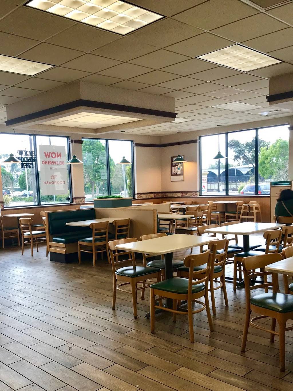 Wendys | restaurant | 23750 Main St, Carson, CA 90745, USA | 3109529918 OR +1 310-952-9918