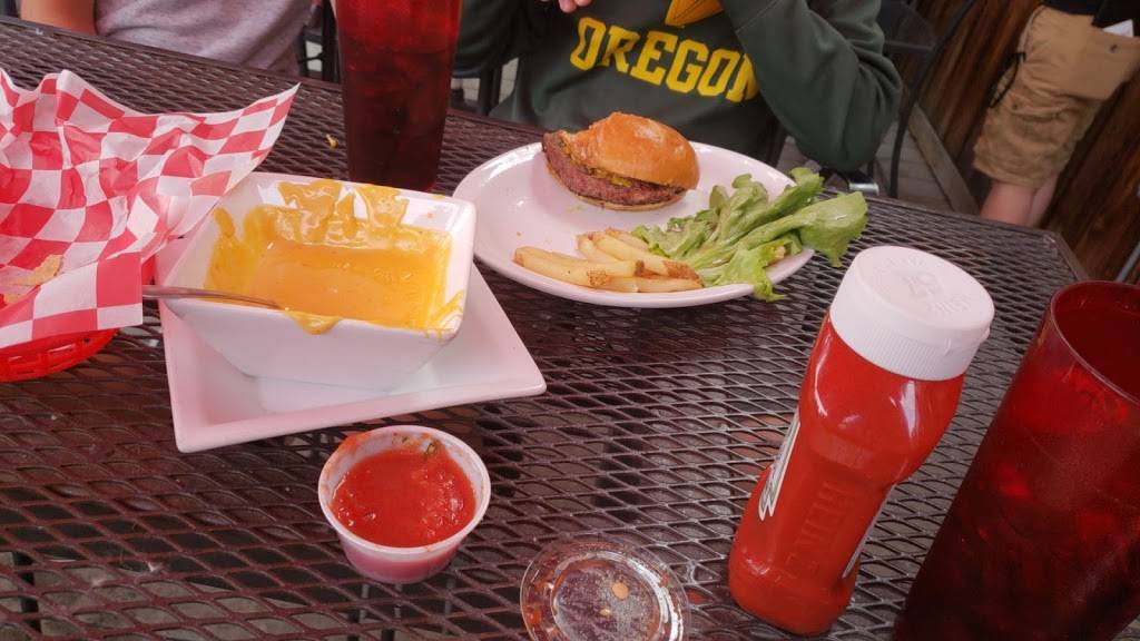 Platte River Bar & Grill | restaurant | 5995 S Santa Fe Dr, Littleton, CO 80120, USA | 3037989356 OR +1 303-798-9356