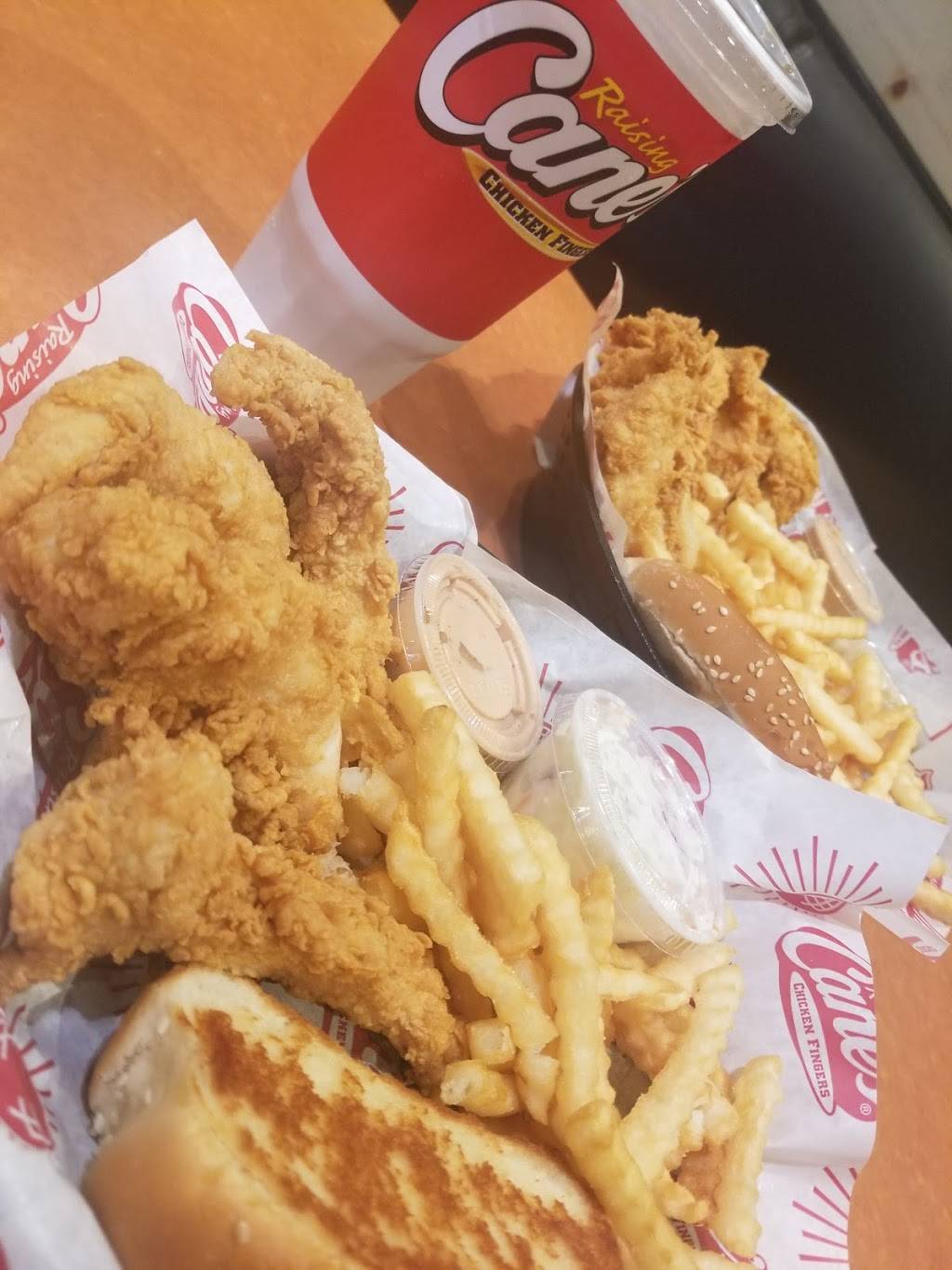 Raising Canes Chicken Fingers | meal takeaway | 163 West Road, Houston, TX 77037, USA | 2819314603 OR +1 281-931-4603