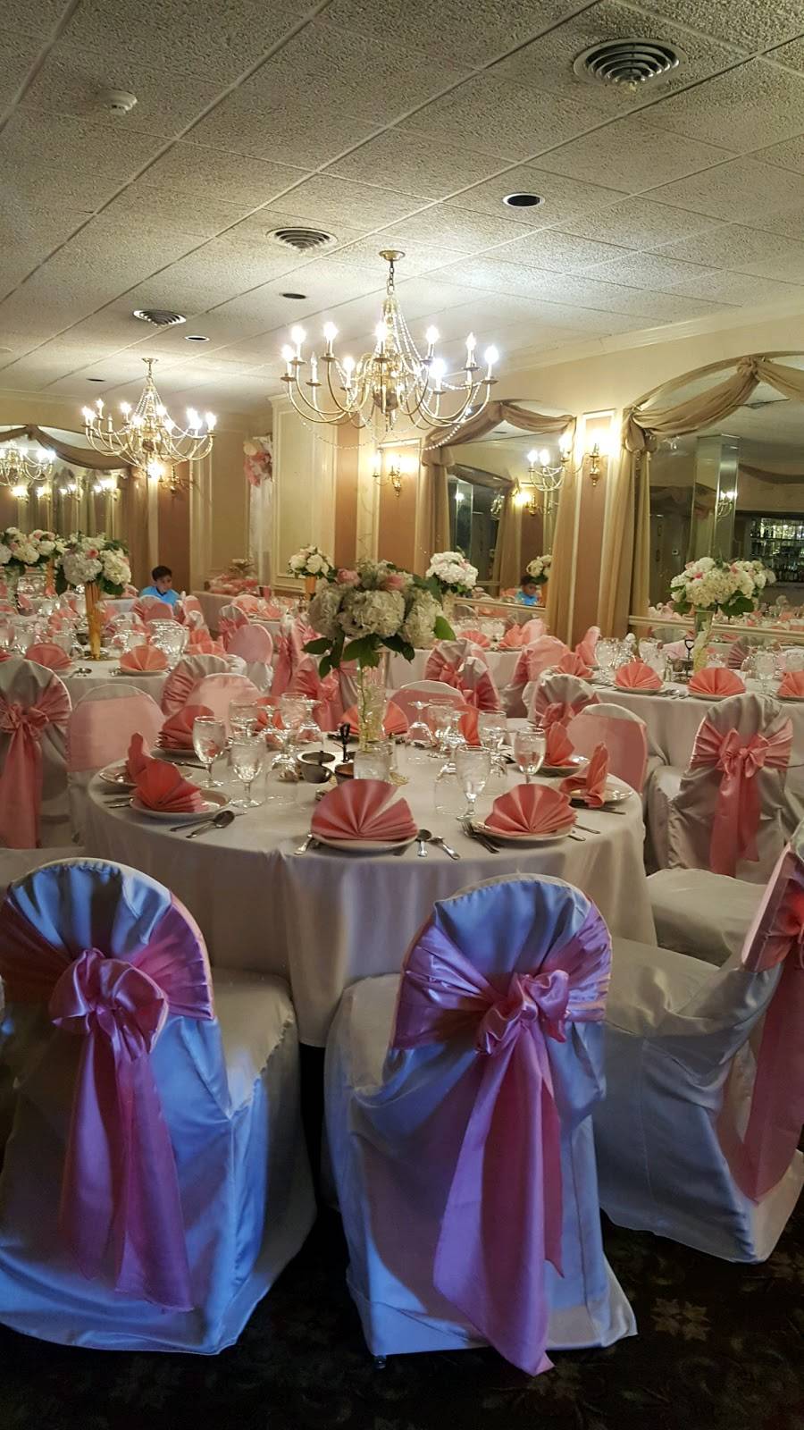 Alessandros Banquet Hall | meal delivery | 6040 Cermak Rd, Cicero, IL 60804, USA | 7086567599 OR +1 708-656-7599