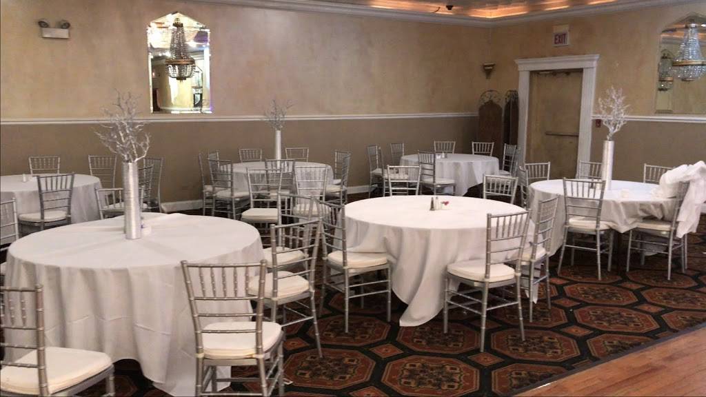 Lone Tree Manor Banquet Hall & Catering | restaurant | 7730 N Milwaukee Ave, Niles, IL 60714, USA | 8479670966 OR +1 847-967-0966