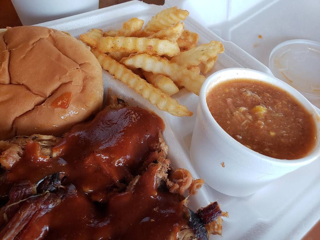 Livelys BBQ and Breakfast | restaurant | 1207 S Main St, Cedartown, GA 30125, USA | 7707481130 OR +1 770-748-1130