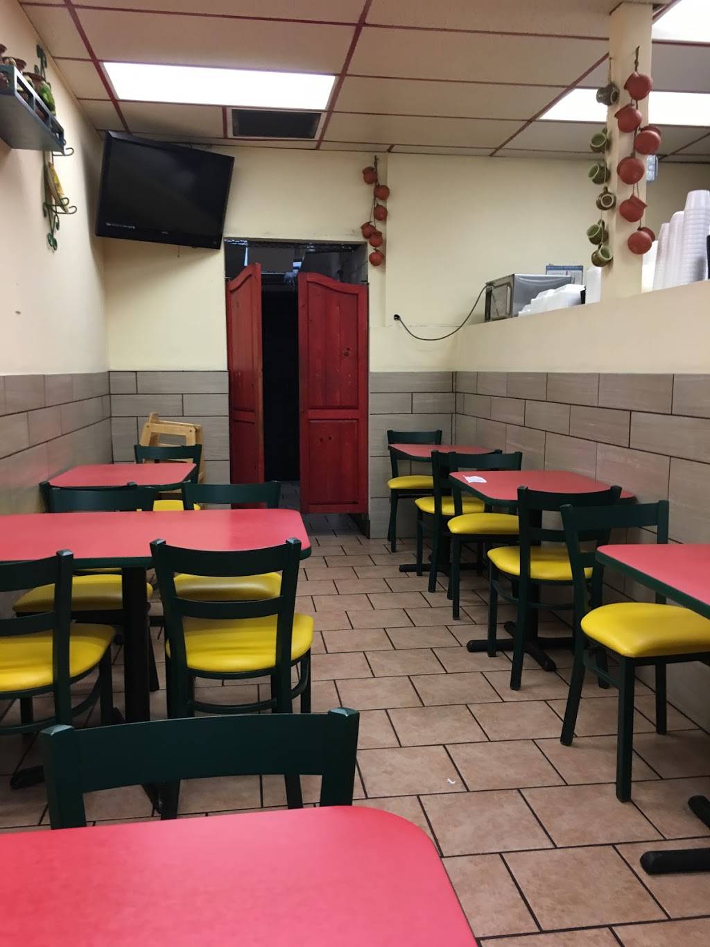 El Azteca Taco Shop | restaurant | 8306 Parkway Dr, La Mesa, CA 91942, USA | 6194664113 OR +1 619-466-4113