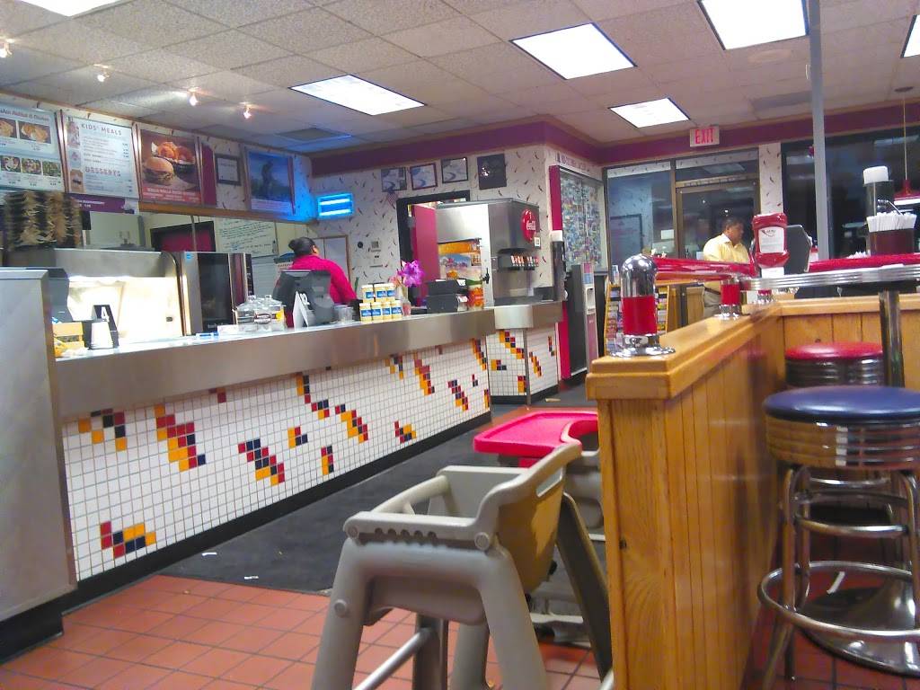 Burgerville | meal takeaway | 118 W 3rd St, The Dalles, OR 97058, USA | 5412985753 OR +1 541-298-5753