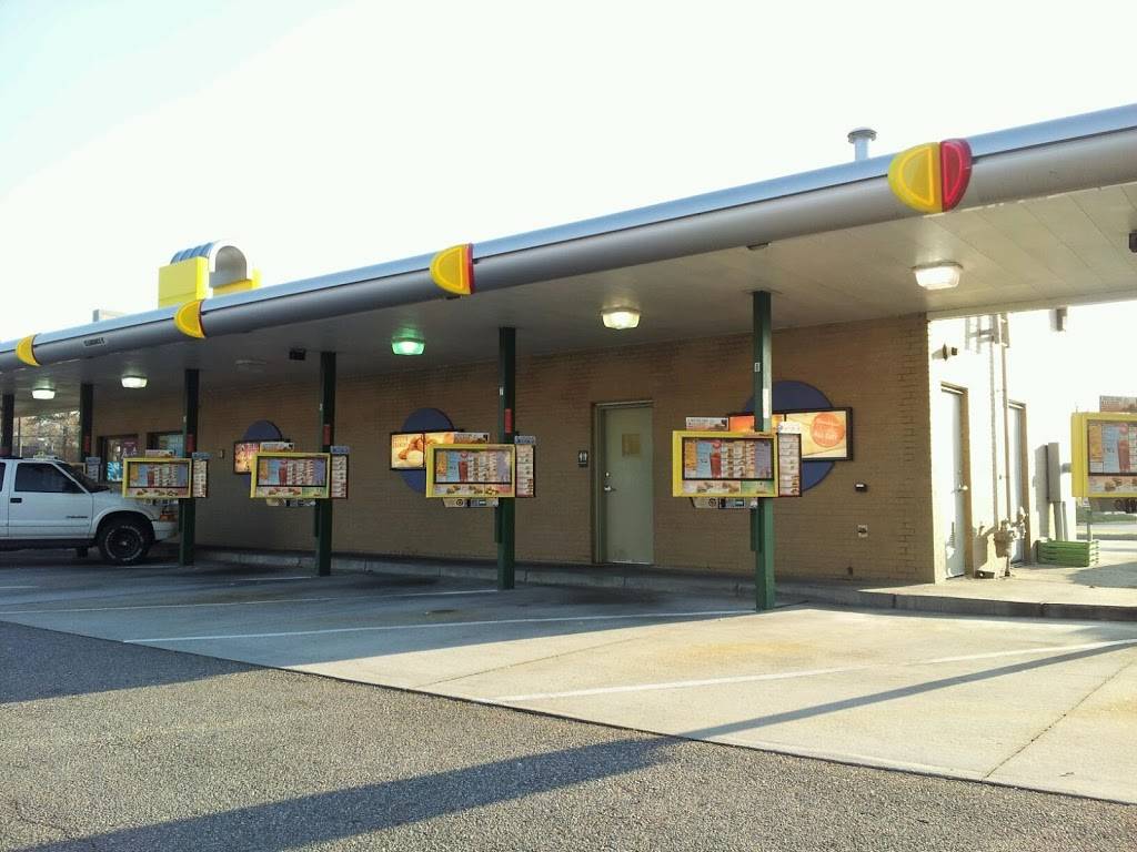 Sonic Drive-In | restaurant | 3581 Holland Road, Virginia Beach, VA 23452, USA | 7573060531 OR +1 757-306-0531