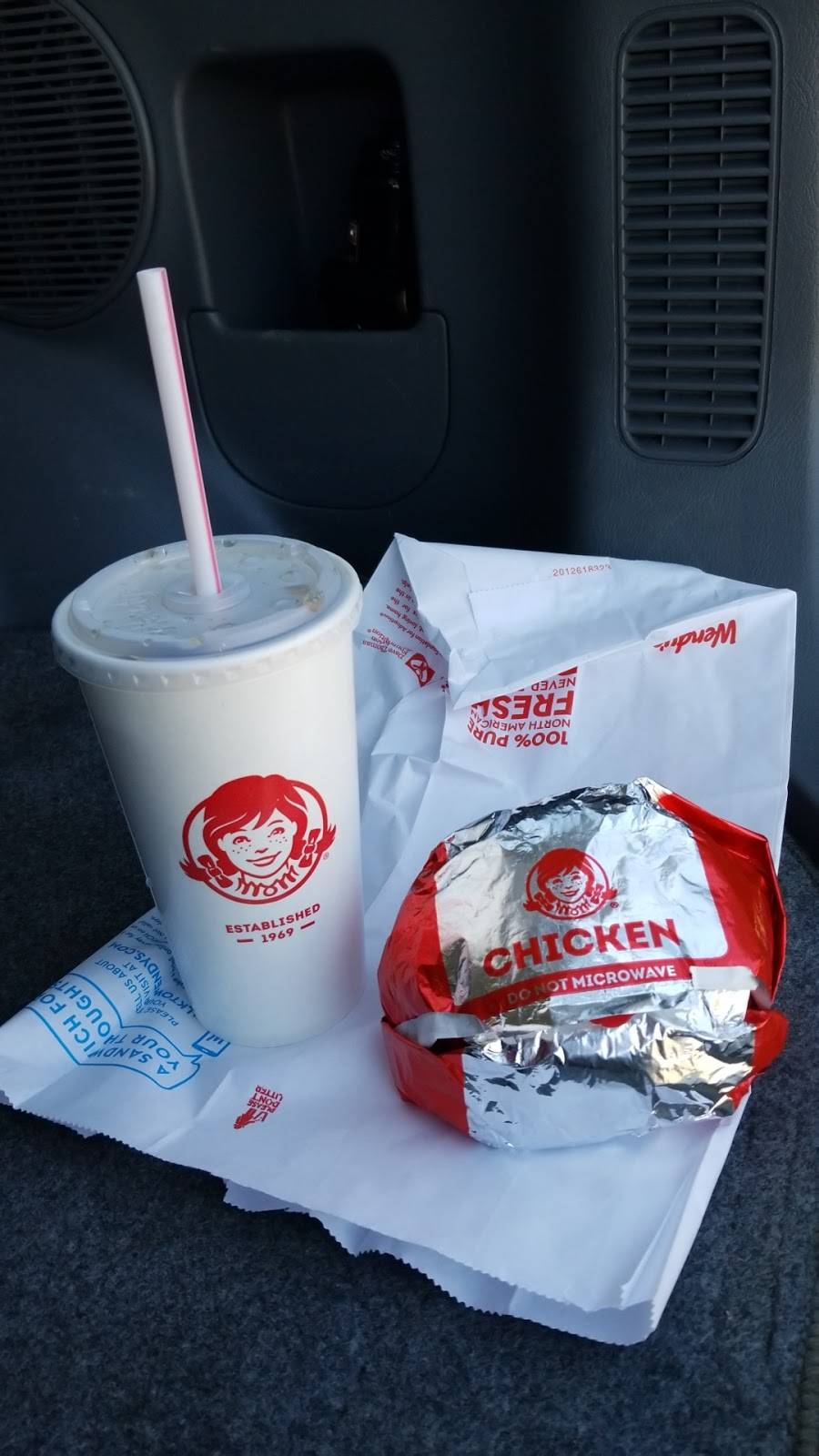 Wendys | restaurant | 156 Laconia Rd, Tilton, NH 03276, USA | 6032869644 OR +1 603-286-9644