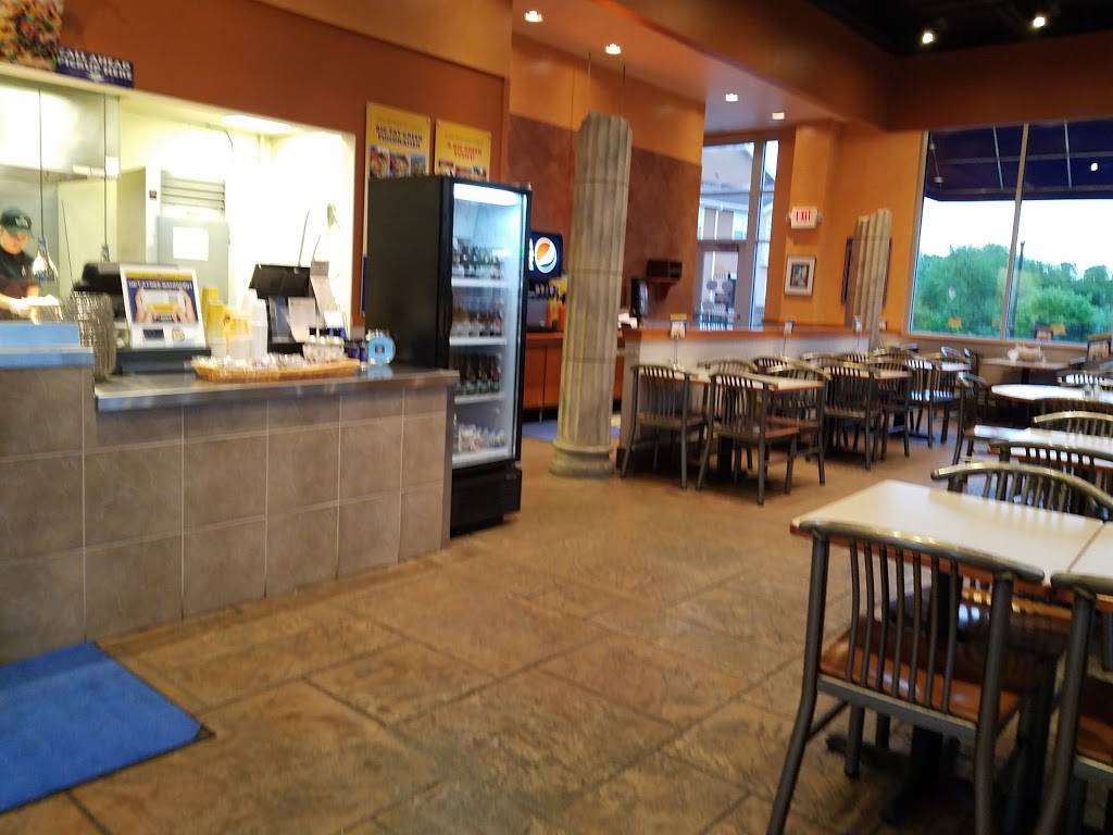 Dinos the Greek Place | restaurant | 10060 City Walk Dr, St Paul, MN 55129, USA | 6517389757 OR +1 651-738-9757