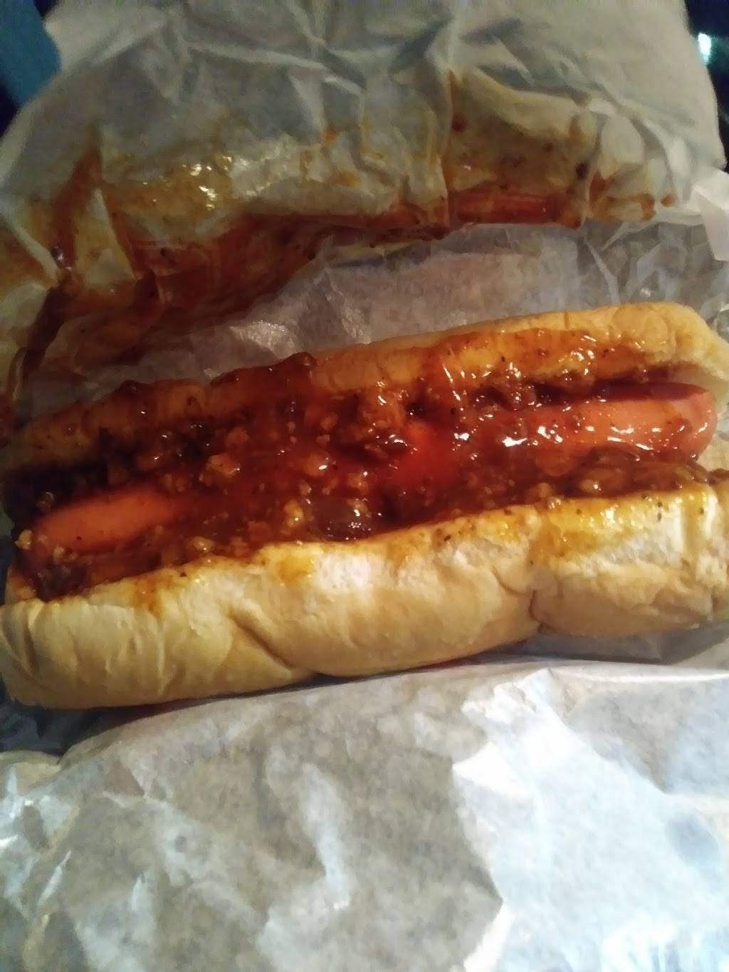 Wienerschnitzel | restaurant | 1400 E Noble Ave, Visalia, CA 93292, USA | 5597472523 OR +1 559-747-2523