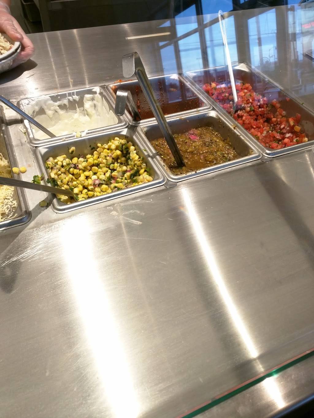 Chipotle Mexican Grill | restaurant | 705 SW 19th St #200, Moore, OK 73160, USA | 4057900531 OR +1 405-790-0531