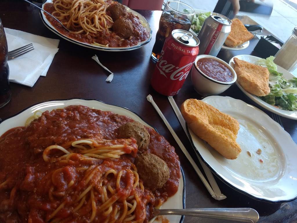 Grandi Italiani | restaurant | 21730 Sherman Way, Canoga Park, CA 91303, USA | 7472308081 OR +1 747-230-8081