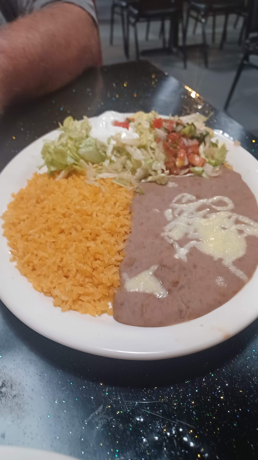 Lopez Bar & Grill | restaurant | 2319 US-65, Lake Village, AR 71653, USA | 8706325050 OR +1 870-632-5050