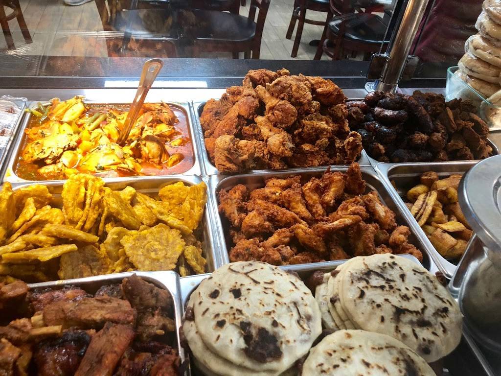 La Fuente Restaurante | restaurant | 622 Fulton Ave, Hempstead, NY 11550, USA | 5162802890 OR +1 516-280-2890