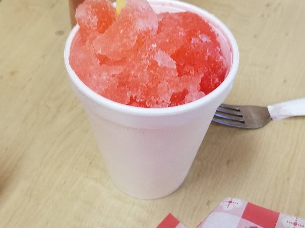 Lydia daiquiri snowball Cafe | restaurant | 7711 Weeks Island Rd, New Iberia, LA 70560, USA | 3373673888 OR +1 337-367-3888