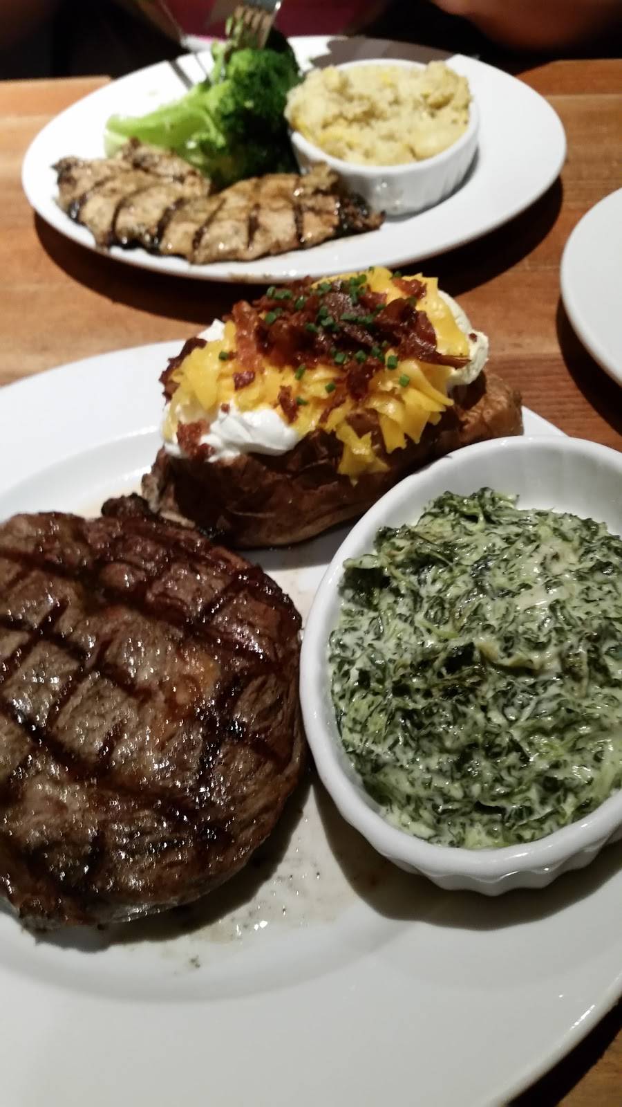 Aubreys | restaurant | 909 W Lamar Alexander Pkwy, Maryville, TN 37801, USA | 8653798800 OR +1 865-379-8800