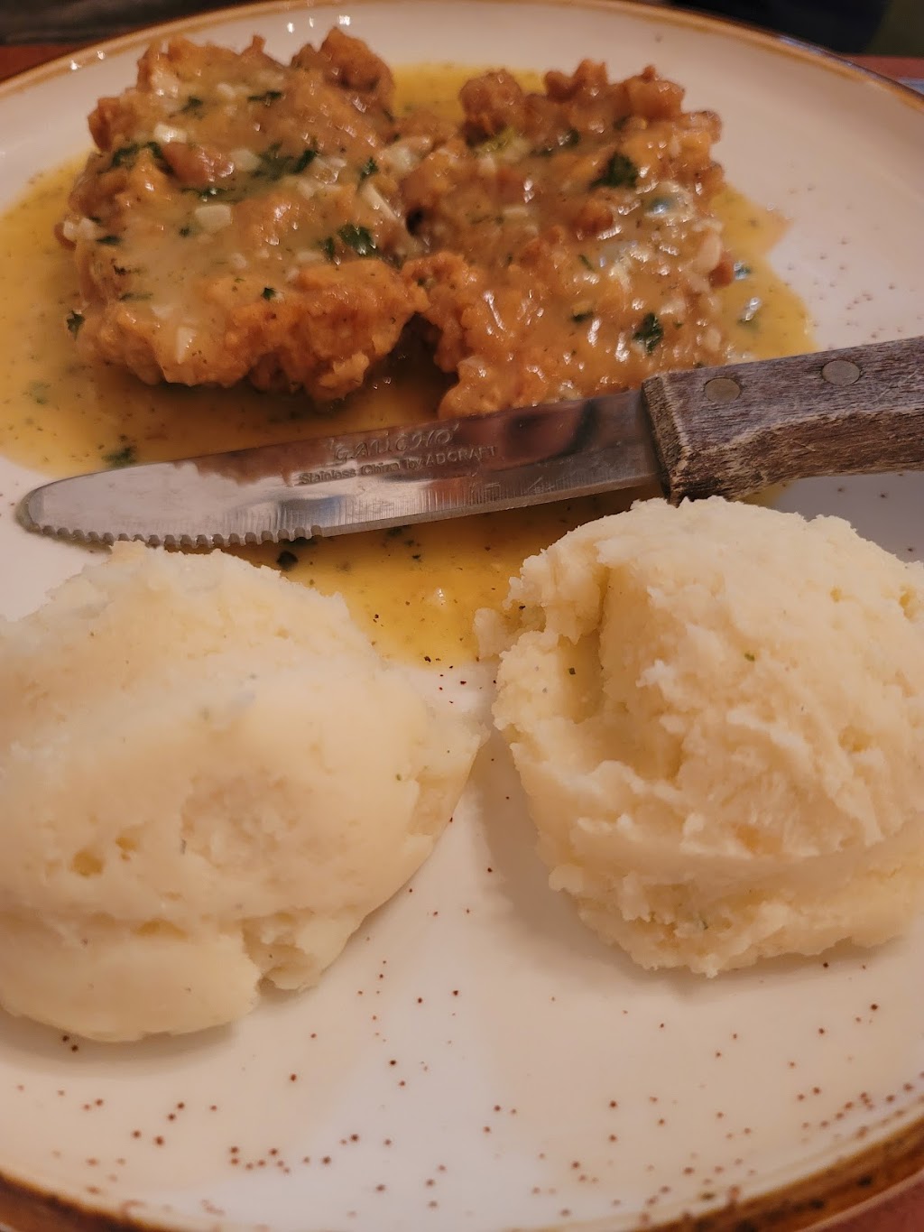 The Brick House | restaurant | 201 E Main St, Ada, OK 74820, USA | 5804537006 OR +1 580-453-7006