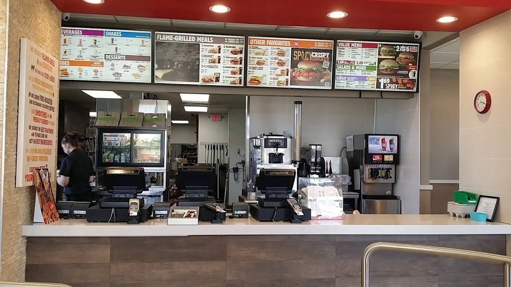 Burger King | restaurant | 3690 SW Topeka Blvd, Topeka, KS 66611, USA | 7857308411 OR +1 785-730-8411