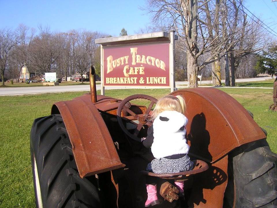 Rusty Tractor - Door County - Breakfast Barn | restaurant | 6216 WI-42, Egg Harbor, WI 54209, USA | 9207438704 OR +1 920-743-8704