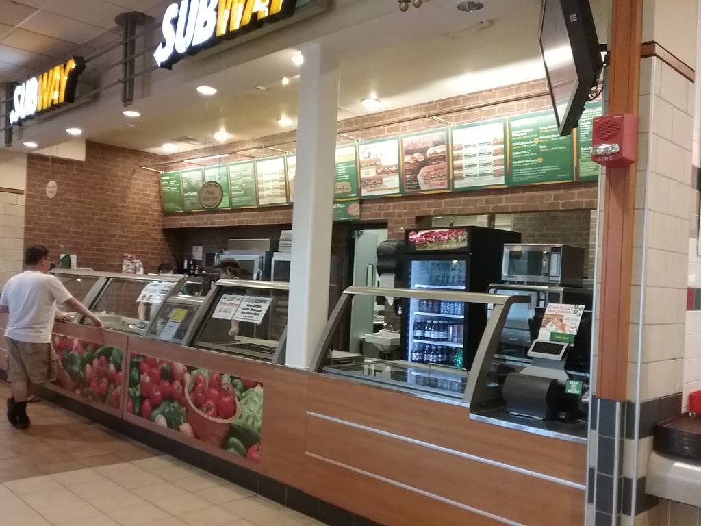 Subway | restaurant | 4301 W Wisconsin Ave, Appleton, WI 54913, USA | 9209680591 OR +1 920-968-0591