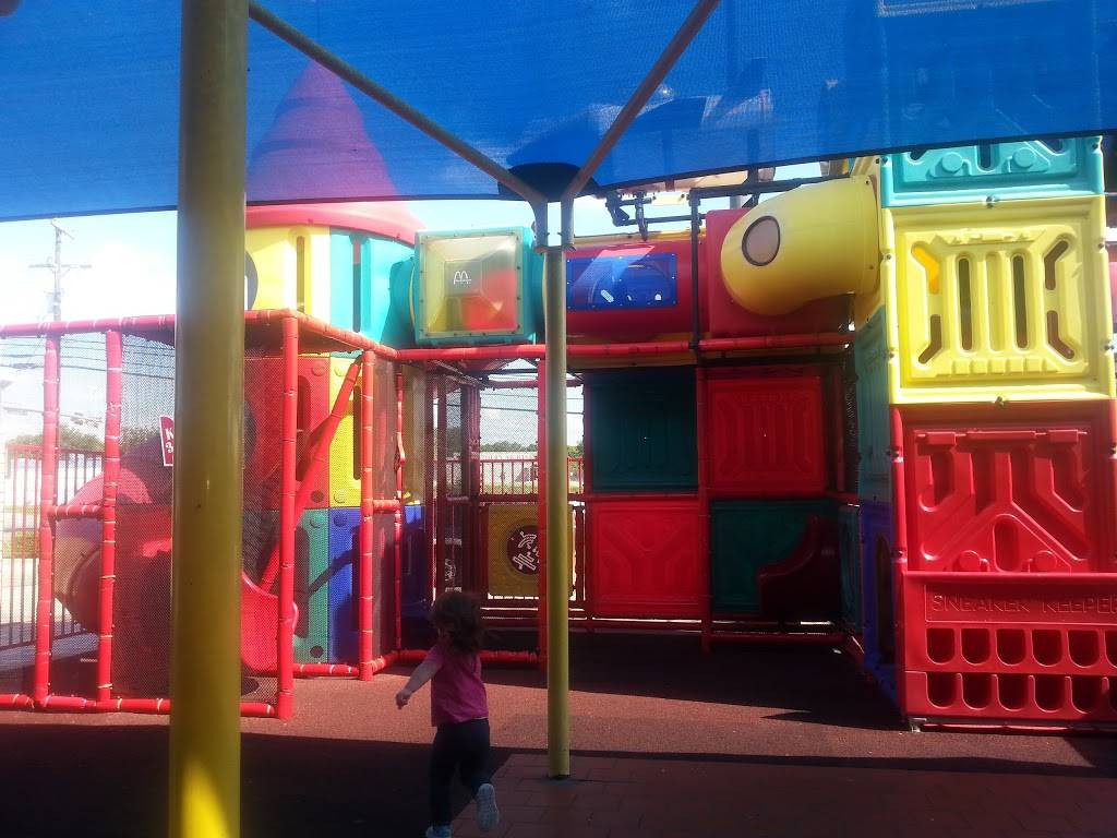 McDonalds | cafe | 1418 E W Hwy 190, Copperas Cove, TX 76522, USA | 2545478212 OR +1 254-547-8212