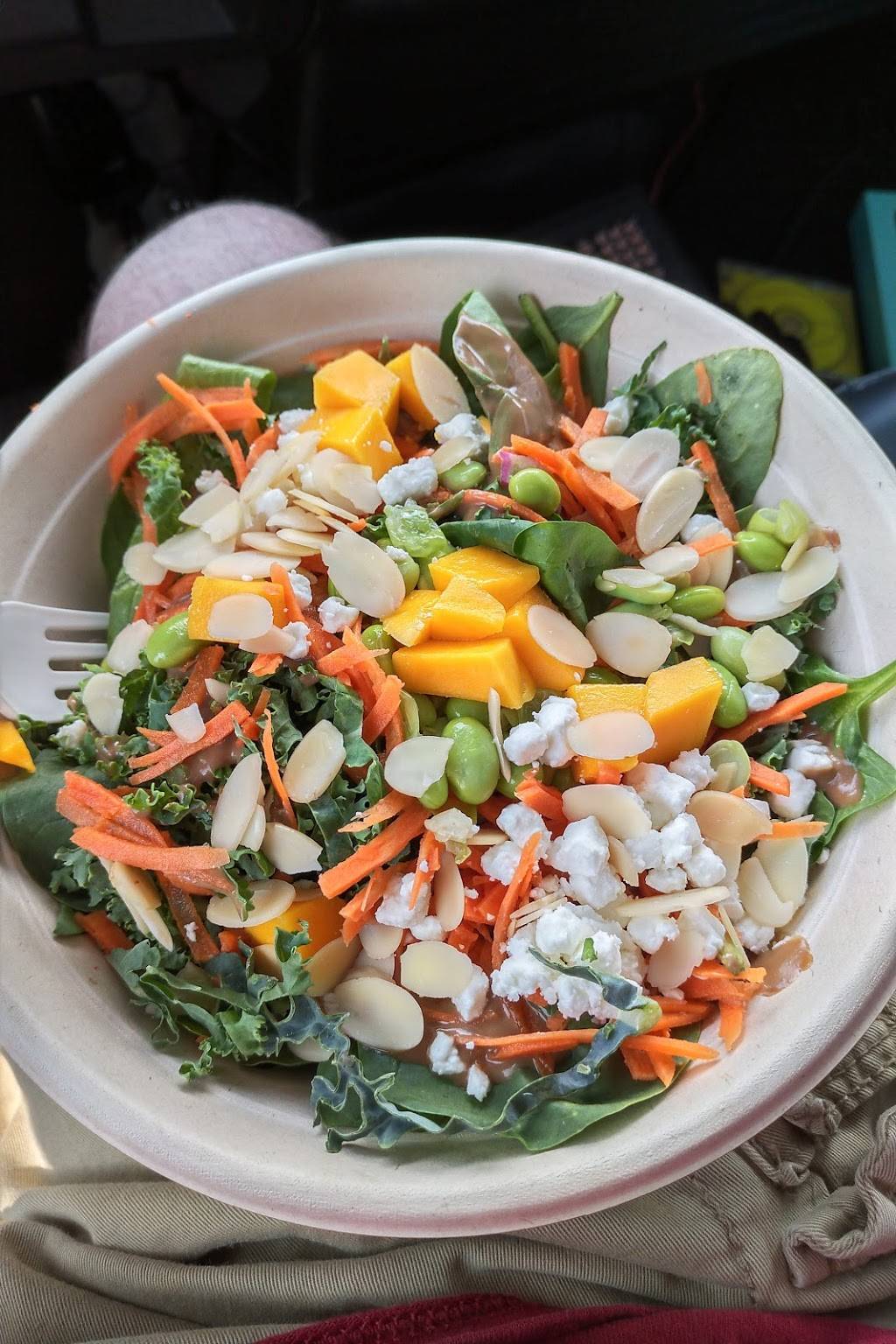 freshii | restaurant | 10755 Leslie St, Richmond Hill, ON L4S 0B2, Canada | 2893171831 OR +1 289-317-1831