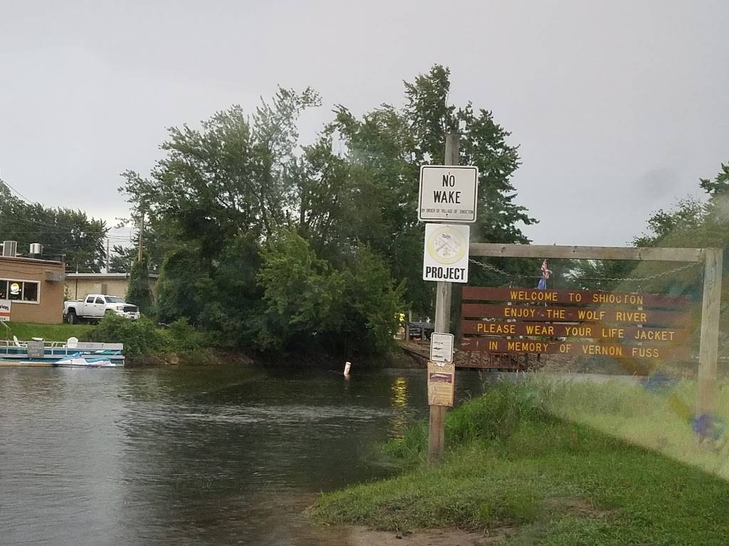 Muddy Waters | restaurant | WI-76, Shiocton, WI 54170, USA | 9209861304 OR +1 920-986-1304