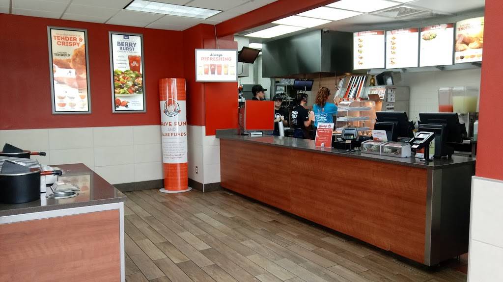 Wendys | restaurant | 9301 Knights Dr, Punta Gorda, FL 33950, USA | 9416379933 OR +1 941-637-9933