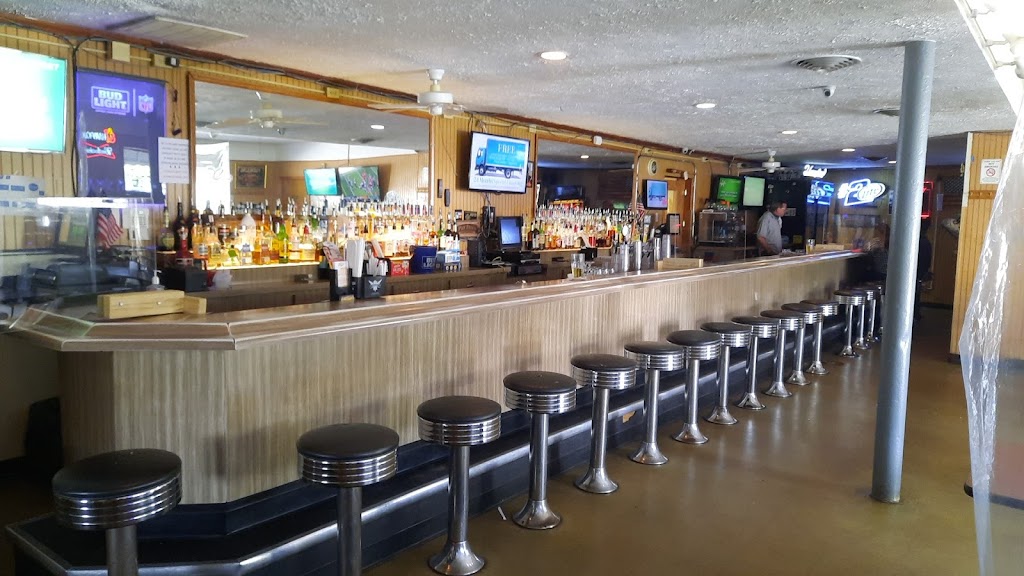 Pat Dees Pub & Eatery | restaurant | 9254 Olde 8 Rd, Northfield, OH 44067, USA | 3304678879 OR +1 330-467-8879