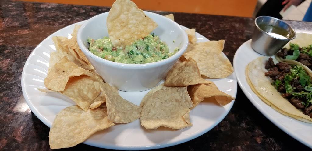 Encantó Restaurant | restaurant | Phoenix, AZ 85051, USA | 6023587310 OR +1 602-358-7310