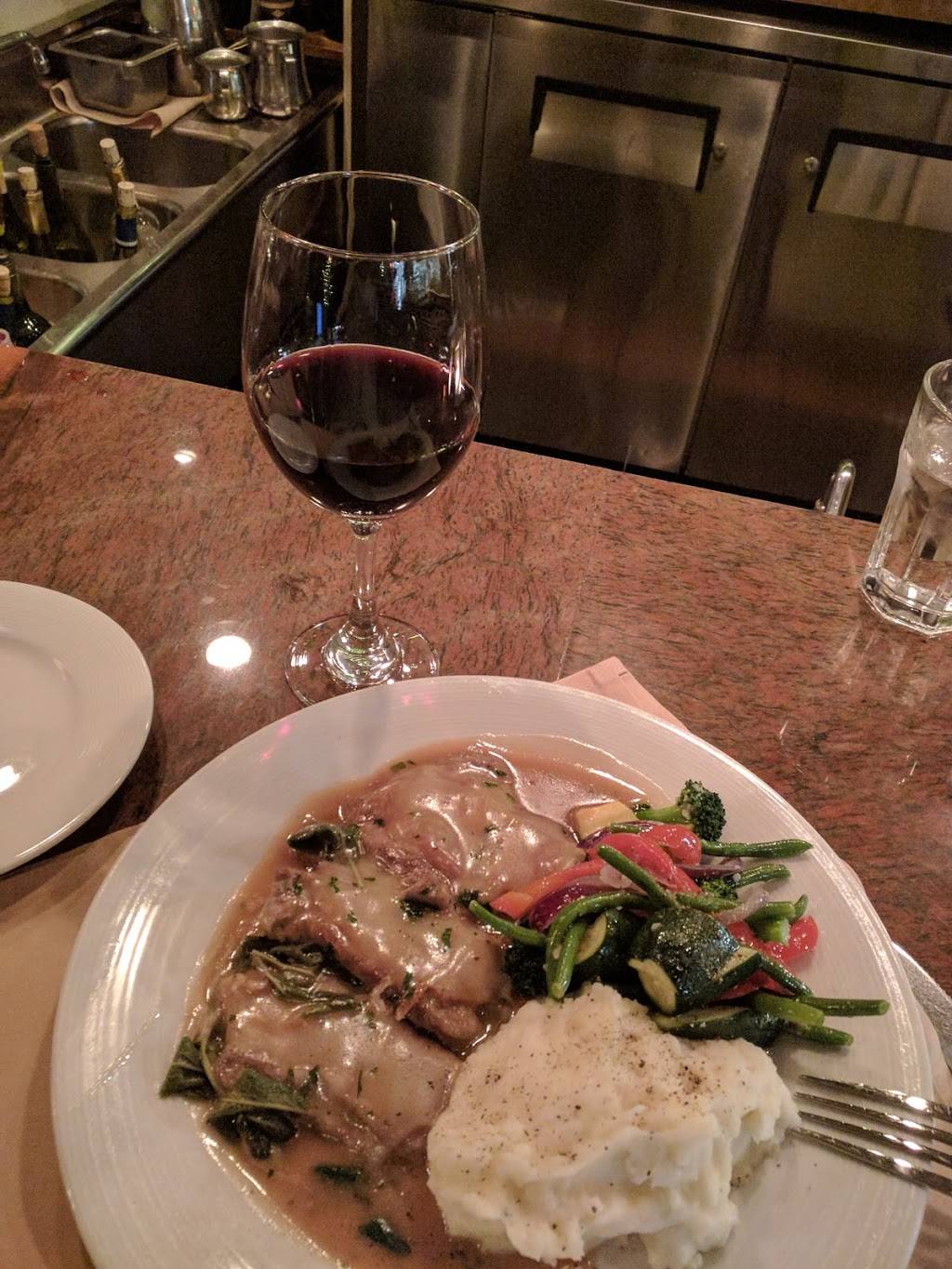 Chianti Cucina | restaurant | 7416 Redwood Blvd, Novato, CA 94945, USA | 4158780314 OR +1 415-878-0314