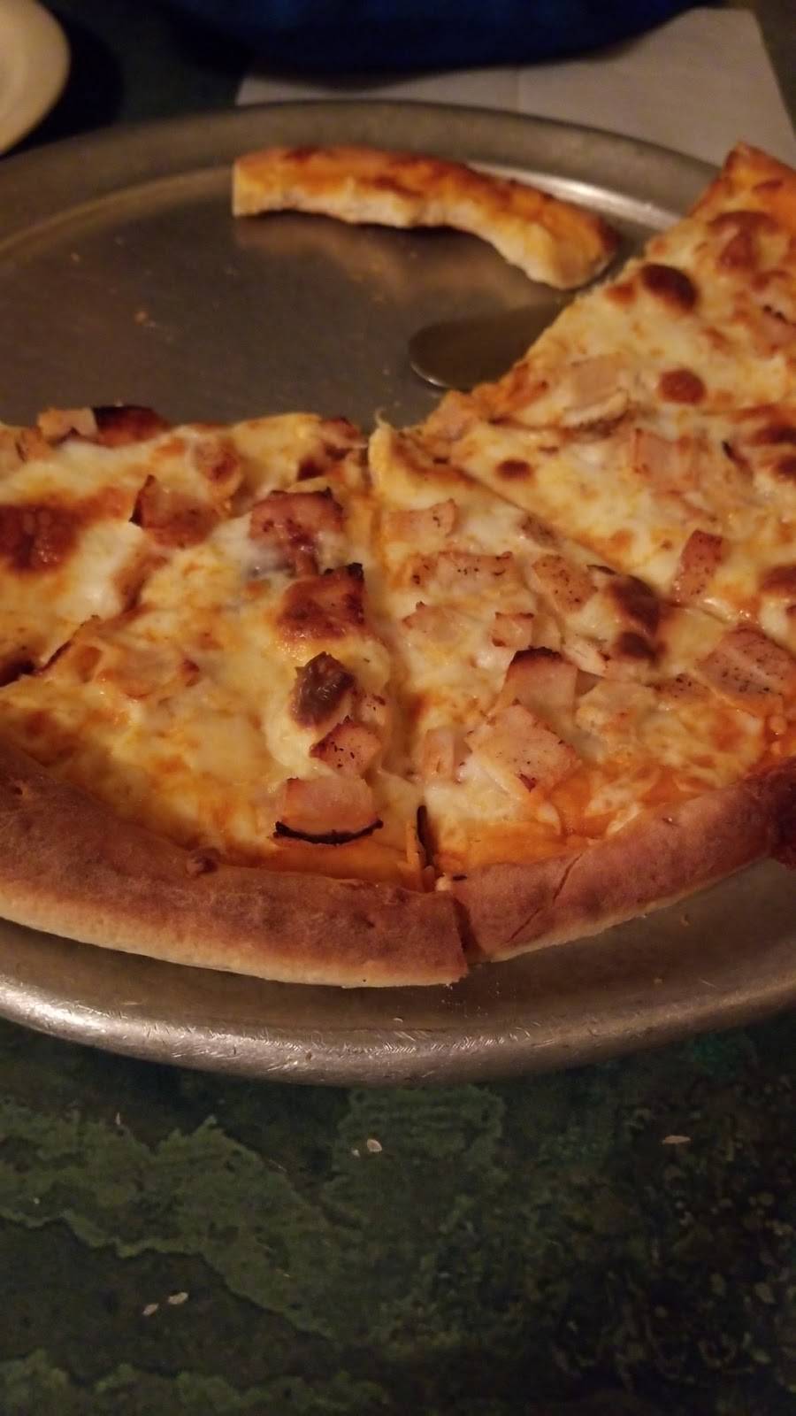 Garland Pizza | restaurant | 103 S Ingold Ave, Garland, NC 28441, USA | 9105291777 OR +1 910-529-1777