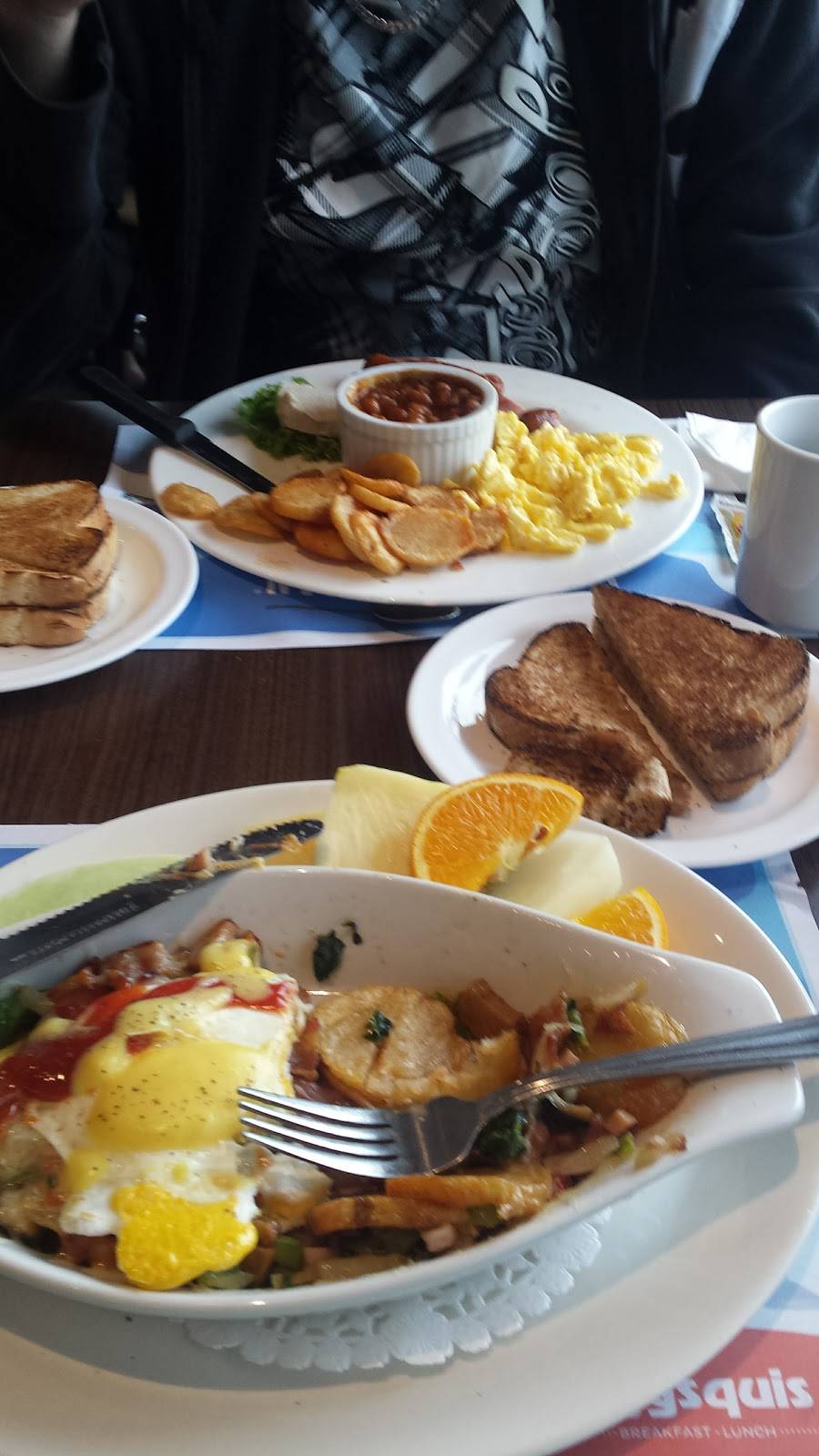 Carmelindas Restaurant | restaurant | 2799 Princess St, Kingston, ON K7M 3E3, Canada | 6133846952 OR +1 613-384-6952